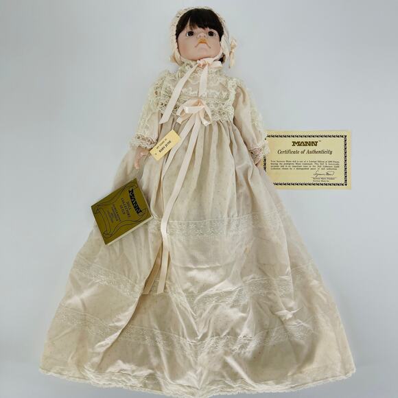 Seymour Mann Connoisseur Doll Collection Porcelain Baby June Doll - NO BOX - GUC